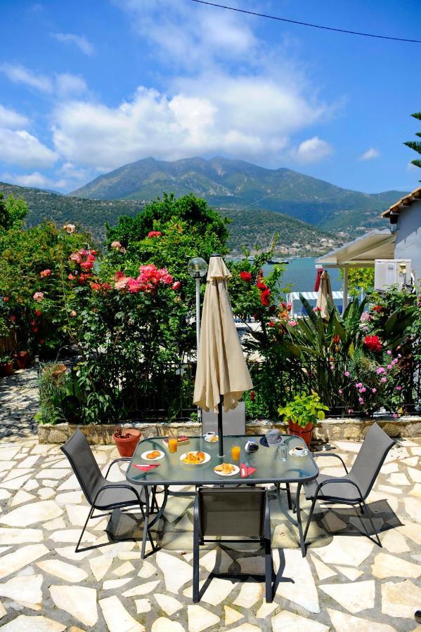 Spiros House And Studios Geni  Bagian luar foto