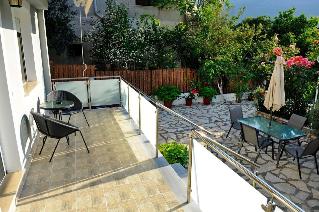 Spiros House And Studios Geni  Bagian luar foto